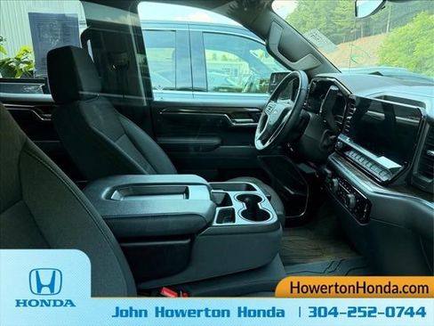 Used 2024 Chevrolet Silverado 1500 LT w/ Protection Package AWD/4WD image 11