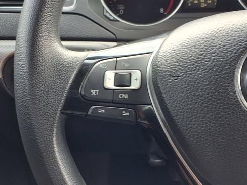 Used 2017 Volkswagen Jetta S FWD image 18