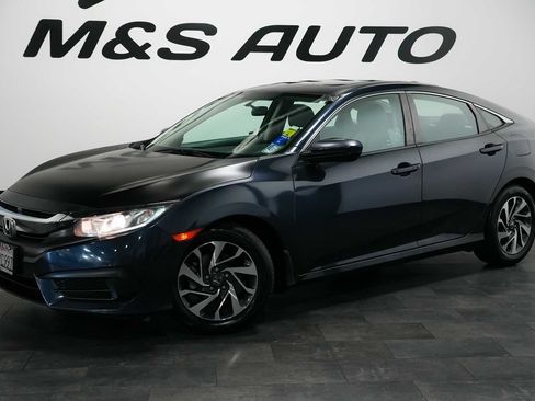 Used 2017 Honda Civic EX image 2