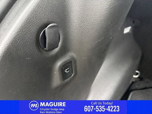 Used 2024 Jeep Compass Limited w/ High Altitude Package AWD/4WD image 34