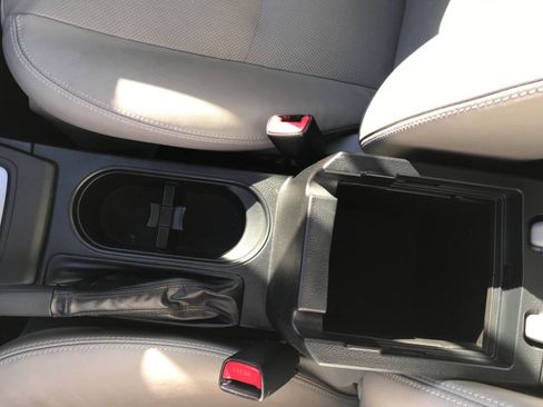 Used 2014 Subaru Forester 2.5i Limited image 39