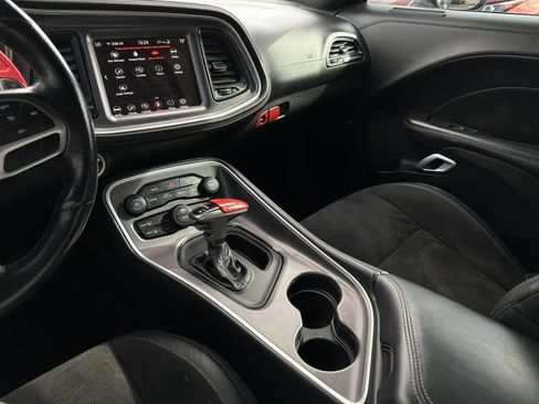 Used 2022 Dodge Challenger R/T w/ Plus Package image 45