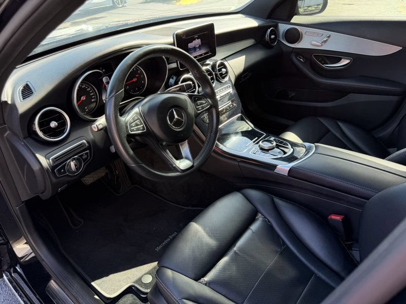 Used 2018 Mercedes-Benz C 300 Sedan image 8