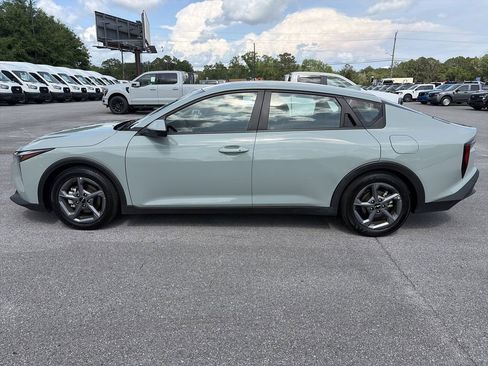 Used 2025 Kia K4 FWD image 4