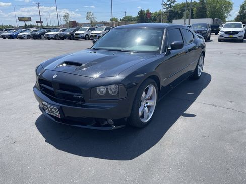 Used 2006 Dodge Charger SRT8 w/ SRT Option Group III RWD image 4