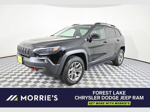 Used 2022 Jeep Cherokee Trailhawk w/ Comfort/Convenience Group AWD/4WD image 1