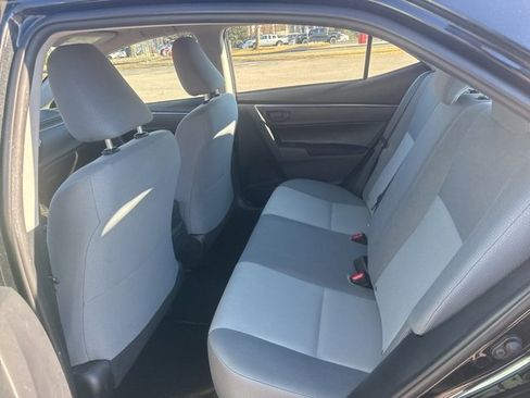 Used 2015 Toyota Corolla L image 18