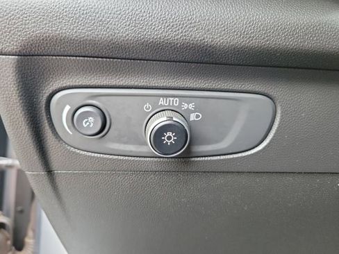 Certified 2021 Buick Envision Essence w/ Sport Touring Package FWD image 22