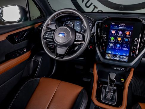 Used 2025 Subaru Forester Touring w/ Popular Package - Touring image 6