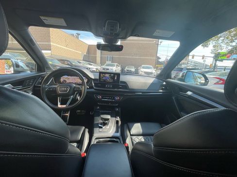 Used 2018 Audi SQ5 Premium Plus w/ S Sport Package image 19