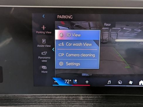 New 2026 BMW 750e xDrive AWD/4WD image 23