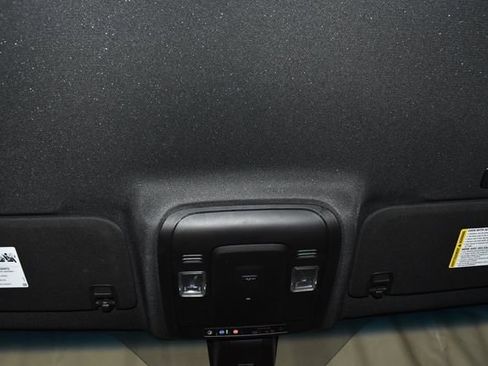 Used 2022 GMC Yukon SLE image 20