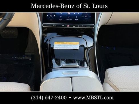 Certified 2025 Mercedes-Benz C 300 4MATIC Sedan image 17