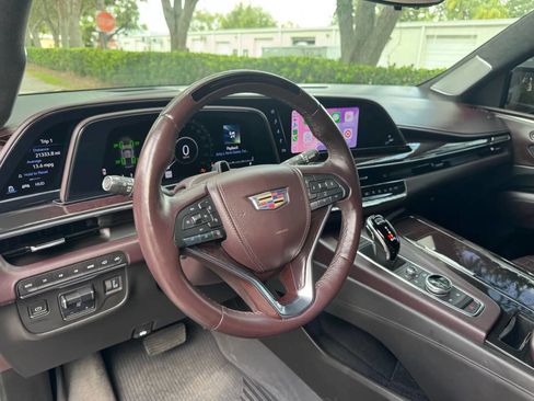 Used 2022 Cadillac Escalade Sport Platinum image 17