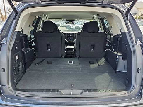 Used 2023 Subaru Ascent Premium w/ Convenience Package AWD/4WD image 32
