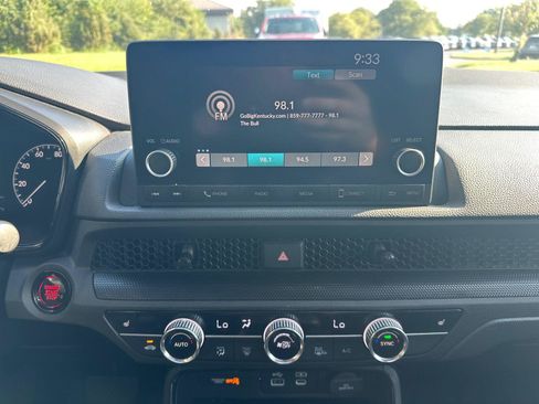 Used 2023 Honda CR-V EX image 17