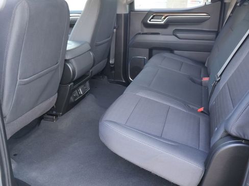 Used 2025 Chevrolet Silverado 1500 LT AWD/4WD image 25