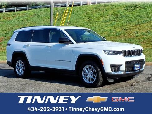 Used 2024 Jeep Grand Cherokee L Laredo AWD/4WD image 1