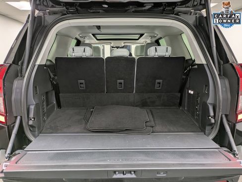 Used 2025 Ford Expedition Platinum AWD/4WD image 27