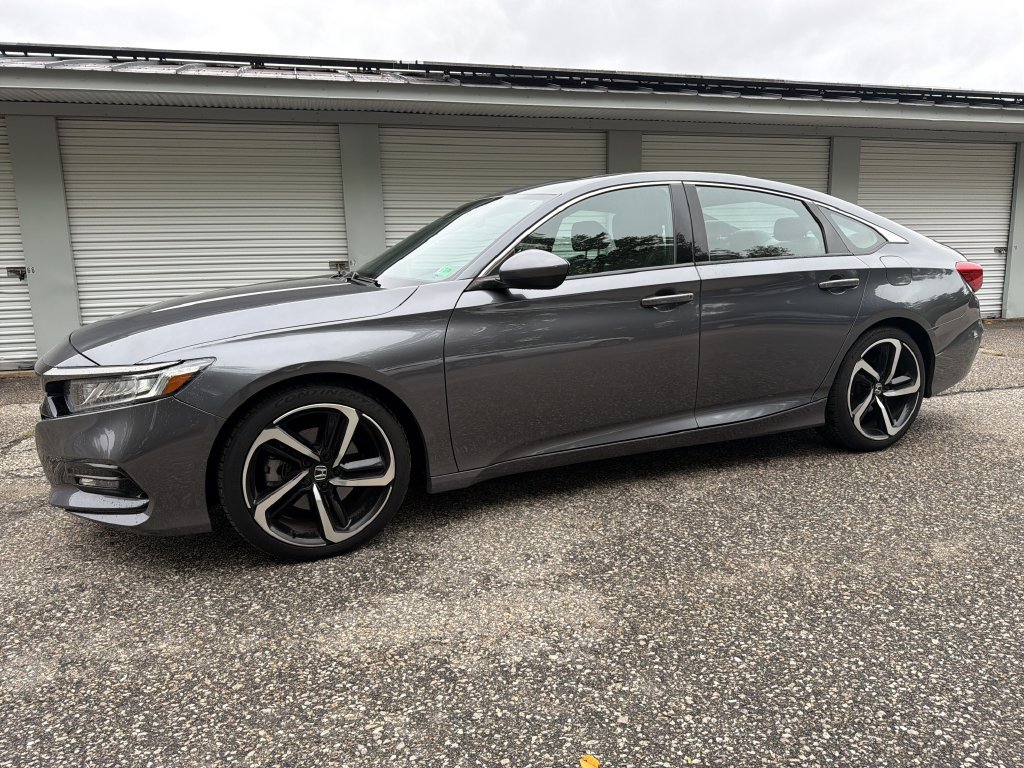 Used 2020 Honda Accord Sport image 2