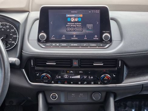 Certified 2021 Nissan Rogue SL FWD image 15
