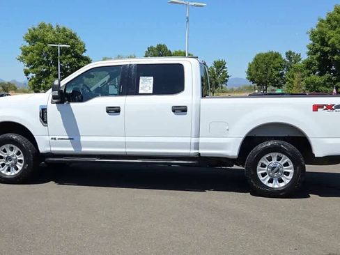 Used 2020 Ford F250 XLT w/ XLT Value Package AWD/4WD image 5