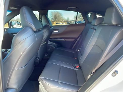 Used 2024 Toyota Venza Limited AWD/4WD image 18