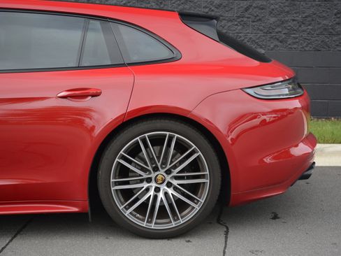 Certified 2023 Porsche Panamera GTS AWD/4WD image 38