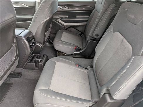 Used 2023 Jeep Grand Cherokee L Laredo AWD/4WD image 15