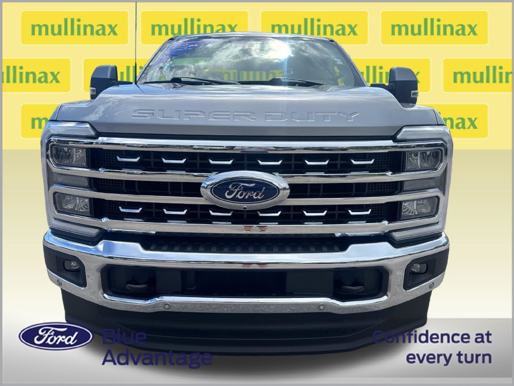 Used 2023 Ford F350 Lariat w/ Lariat Ultimate Package AWD/4WD image 11