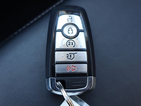 Used 2023 Ford Explorer XLT w/ Equipment Group 202A image 34