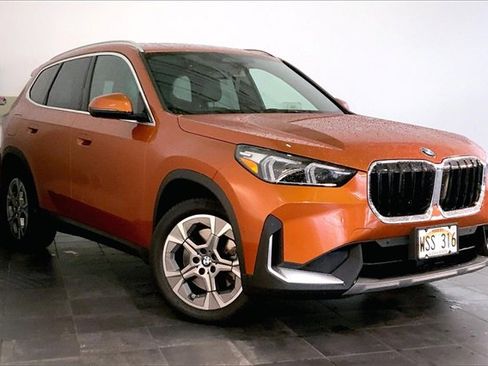Certified 2023 BMW X1 xDrive28i w/ Convenience Package image 2
