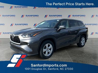 Used 2024 Toyota Highlander LE