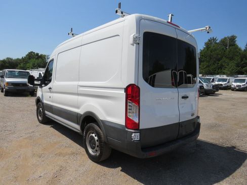 Used 2017 Ford Transit 250 130 Medium Roof RWD image 7