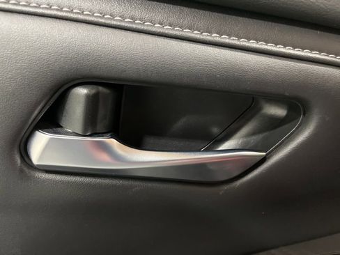 Used 2020 Nissan Sentra SV FWD image 13