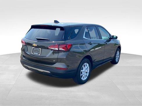 Certified 2024 Chevrolet Equinox LT w/ LPO, Floor Liner Package FWD image 3