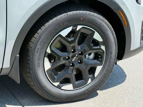 New 2026 Kia Sorento S FWD image 5