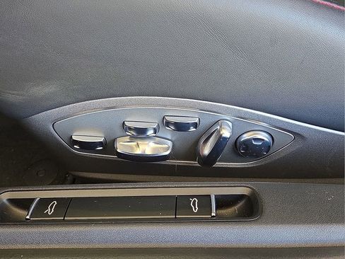 Used 2025 Porsche 718 Boxster Spyder RS image 25