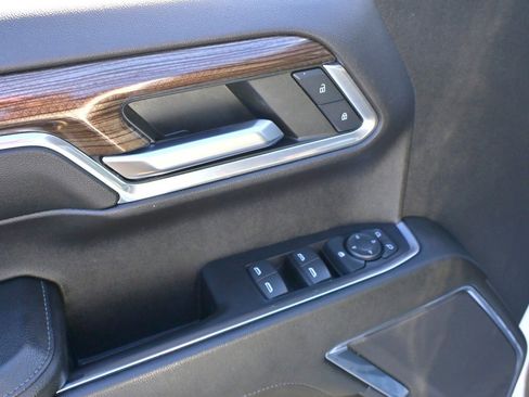 Used 2023 Chevrolet Silverado 1500 LT image 23