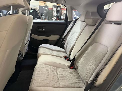 Used 2023 Honda HR-V LX image 22