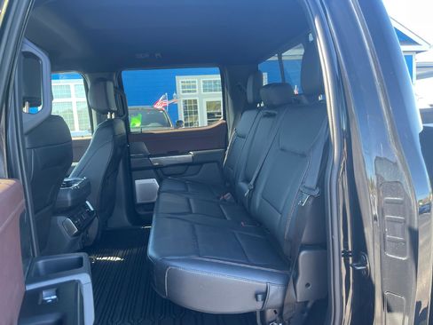 Used 2023 Ford F150 Lariat w/ Equipment Group 502A High image 5