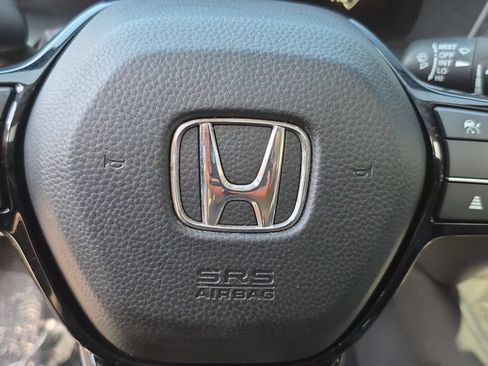 Used 2025 Honda HR-V EX-L image 27