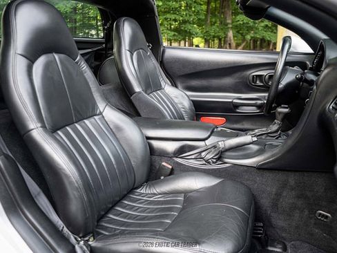 Used 1999 Chevrolet Corvette Coupe w/ Performance Handling Pkg RWD image 41