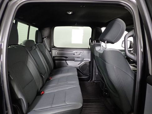Used 2021 RAM 1500 Big Horn AWD/4WD image 33