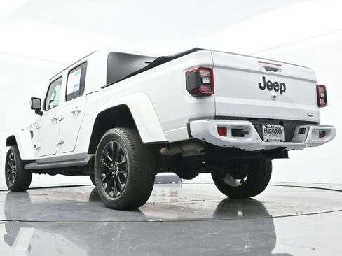 Used 2023 Jeep Gladiator Overland AWD/4WD image 44