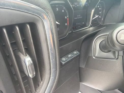Used 2021 GMC Sierra 1500 AT4 w/ AT4 Value Package AWD/4WD image 15