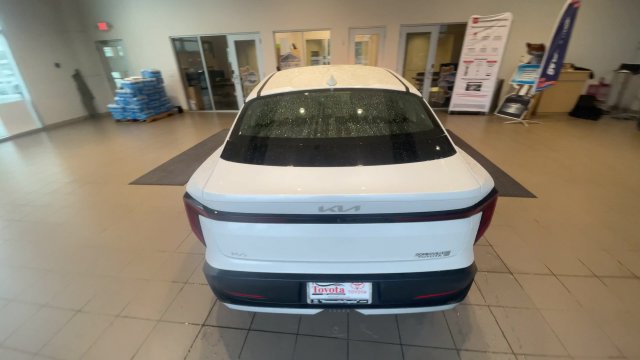 Used 2025 Kia K4 FWD image 9