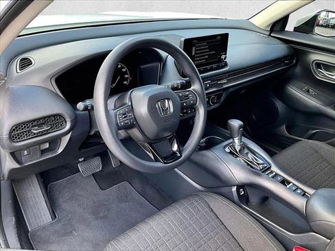 Used 2023 Honda HR-V LX image 14