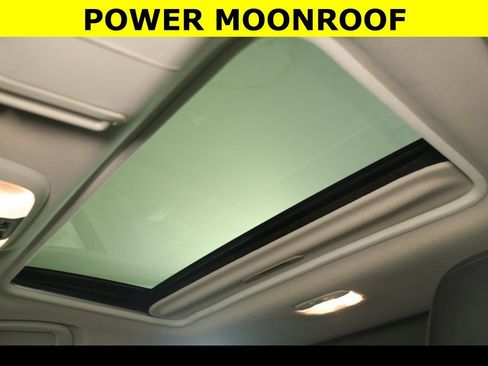 Used 2023 Subaru Crosstrek 2.5i Limited image 3