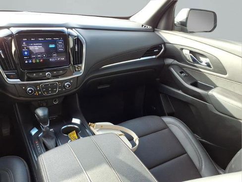 Used 2023 Chevrolet Traverse High Country w/ LPO, Floor Liner Package image 10